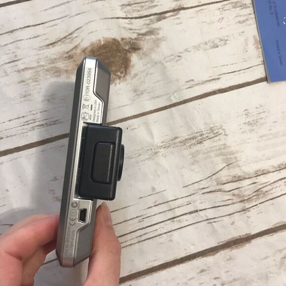 Garmin Nuvi 750 Travel Assistant Navigation Personal GPS - Picture 7 of 12